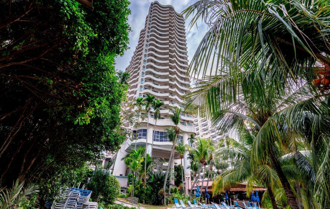 Romantic Couple Suite + Beach-Front Balcony ทานจุงบุงาห์ ภายนอก รูปภาพ