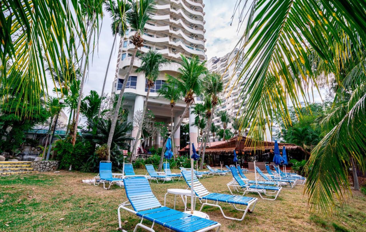 Romantic Couple Suite + Beach-Front Balcony ทานจุงบุงาห์ ภายนอก รูปภาพ